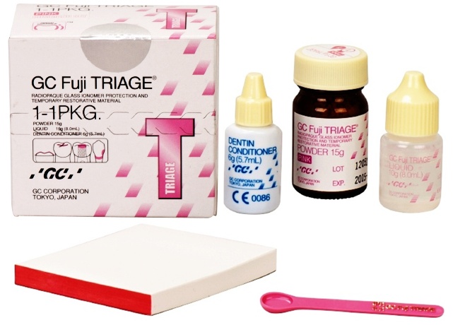 Fuji Triage 15g por+8ml folyadék pink